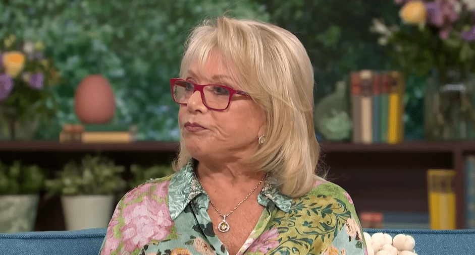 elaine paige plastic surgery