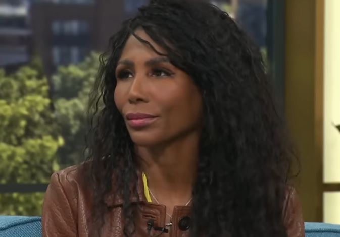 sinitta plastic surgery