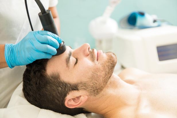 Men Are Booking HydraFacials and Not Telling Their Mates — Here’s Why
