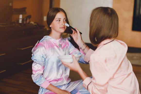 The Skin Talk You Should Have With Your 16-Year-Old Daughter